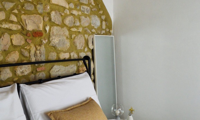 Cison di Valmarino House | Prosecco Escape: Elegant Room in Cison