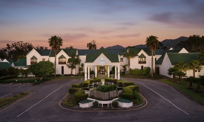 George Hotel | Protea Hotel by Marriott George King George