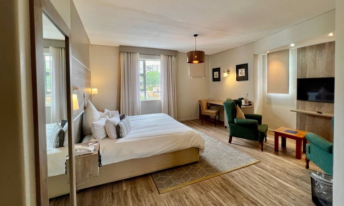 Windhoek Central Hotel | Protea Hotel by Marriott Windhoek Furstenhof