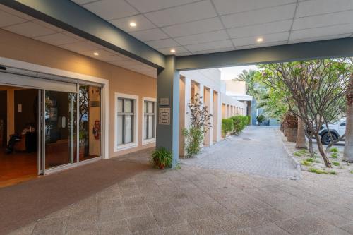 Ondangwa Hotel | Protea Hotel by Marriott Ondangwa