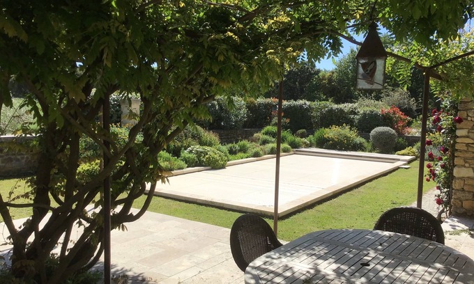 Grignan House | Provencal farmhouse in the countryside (old renovated farm)