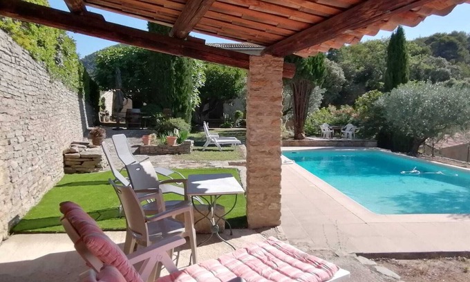 Merindol-les-Oliviers House | PROVENCALE HOUSE with swimming pool facing MONT VENTOUX