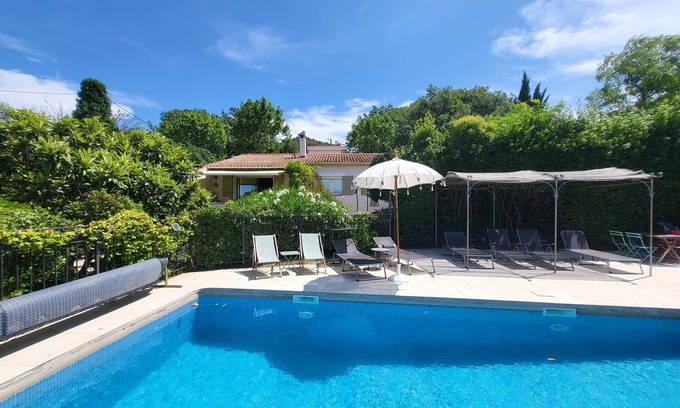 Rocbaron Villa | Provence verte 35 min from the beaches 5-bedroom villa in quiet location with private pool