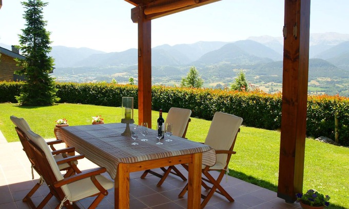 Prullans House | PRULLANS II - Five Bedroom House, Sleeps 10