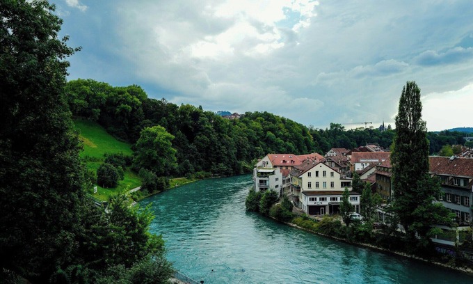 Campbell House | Pruneyard area business hotel just steps from VTA light rail