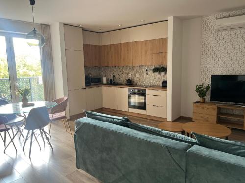 Ostrow Wielkopolski Apartment | Przestronny apartament Park City