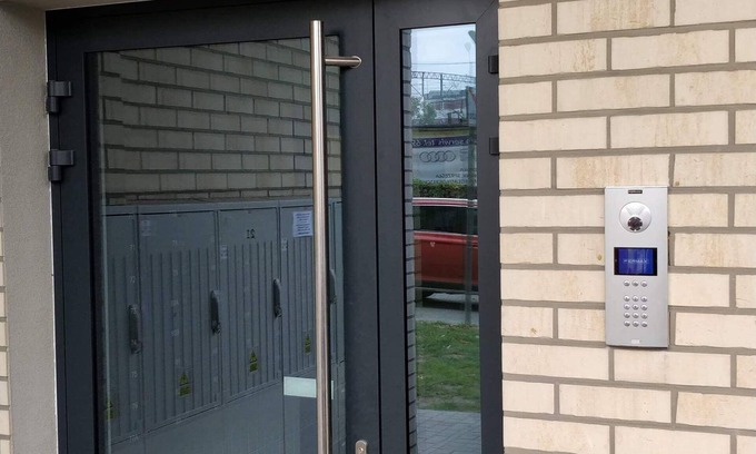 Fabryczna Apartment | Przytulna kawalerka z wanną i wygodnym łóżkiem tuż obok Magnolia Park