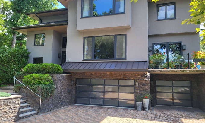 Princeton House | PU REUNIONS: 4-Bedroom House sleeps up to 9; Walk to Campus, Downtown, Palmer Sq
