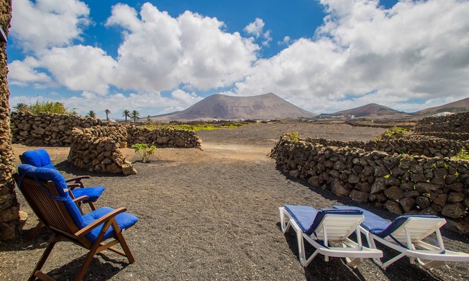 Tinajo Apartment | Pu Studio at Finca El Quinto