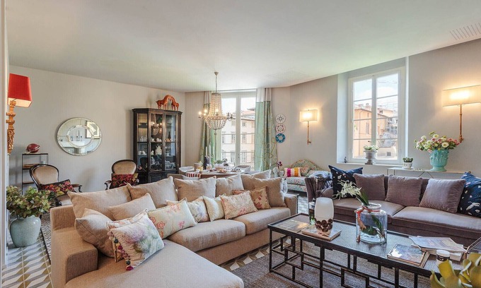 Lucca Historical Center Apartment | PUCCINI PENTHOUSE with Terrace inside Lucca