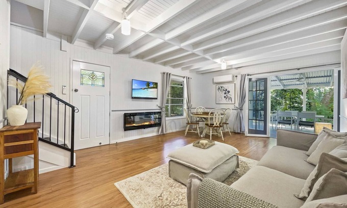 Balmoral Ridge House | Puddleduck Cottage 5 mins to Maleny