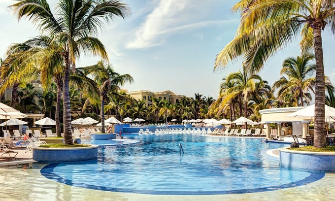 Cerritos Condo | Pueblo Bonito Emerald Bay Spring Break Presidential Suite - Free Bonus Night!