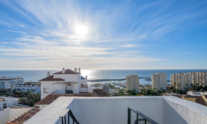 Estepona Apartment | Puerto Blanco