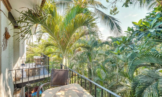 South Hotel Zone Apartment | Puerto Vallarta Hideaway w/Balcony & Pool!