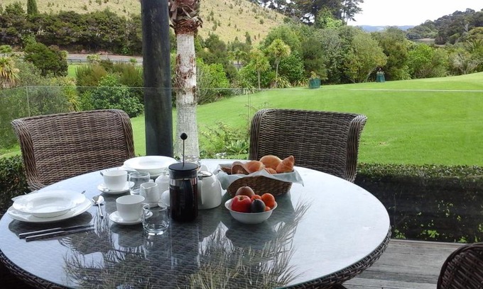Russell Bed & Breakfast | Pukeko Nest