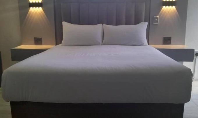 Rustenburg Cabin | Pula Nala Lodge