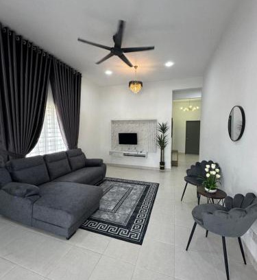 Pulau Indah House | Pulau Indah Homestay Dsofia