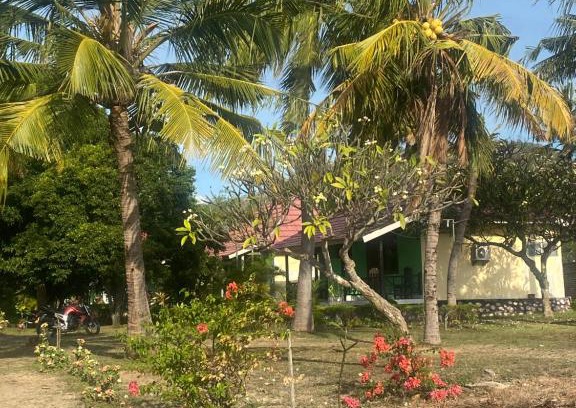 Hu'u House | Puma Bungalows Lakey Peak