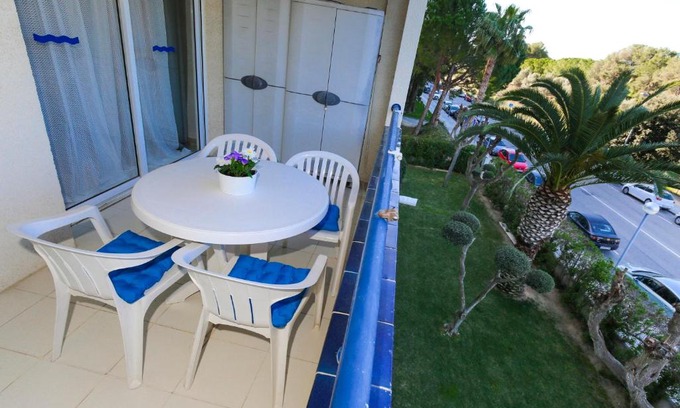 Tarragones Apartment | PUNTA PRIMA HomeStay by Turismar