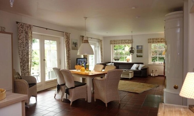 Oldsum Apartment | Pure idyll and very quiet!