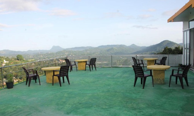 Kandy Hotel | Pure Nature Hotel Kandy