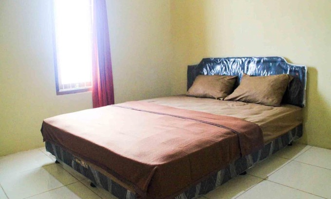 Lamongan Hotel | Puri Karomah Syariah RedPartner