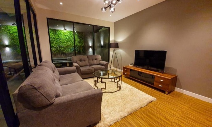 West Semarang House | Puri Mediterania Semarang