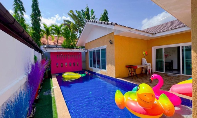 Bang Sare Villa | Pw Pool Villa Bangsaray