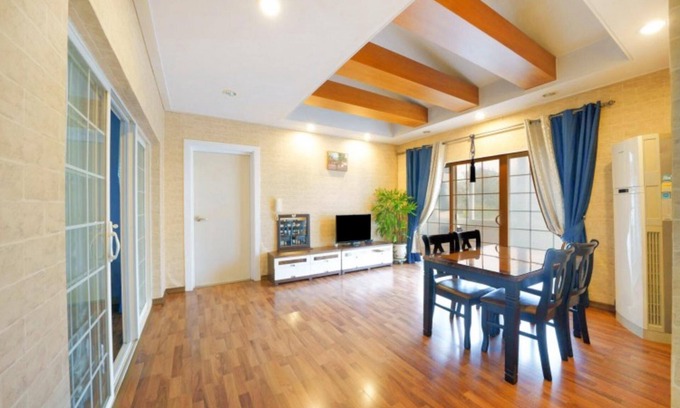 Bongpyeong House | Pyeongchang Sugaseong Pension
