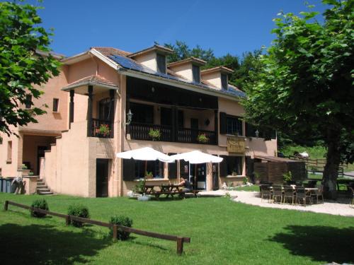 Saint-Pe-d'Ardet Bed & Breakfast | Pyrenées Emotions, Eco-responsables, Nature, Sports Aventures