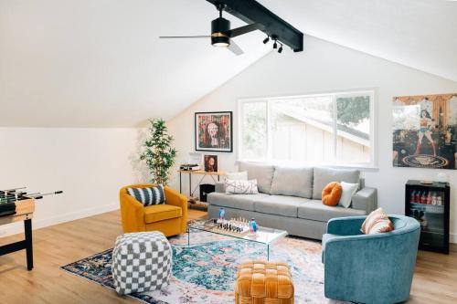 North Austin Civic Association Apartment | Q2 Stadium Domain Downtown Pool Game Loft