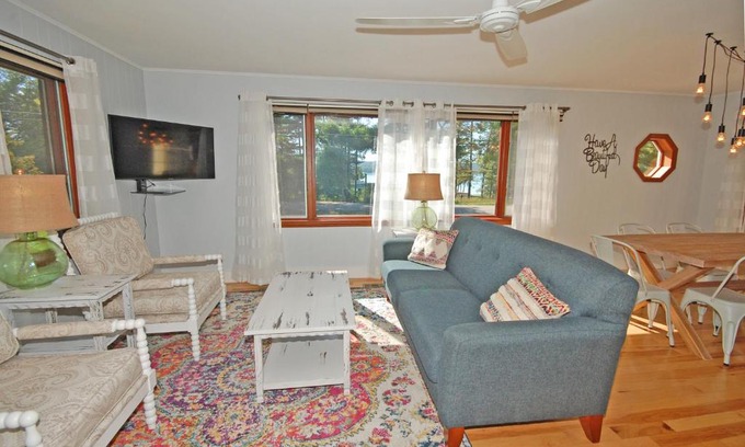 Empire House | Q3 at Little Glen Lake