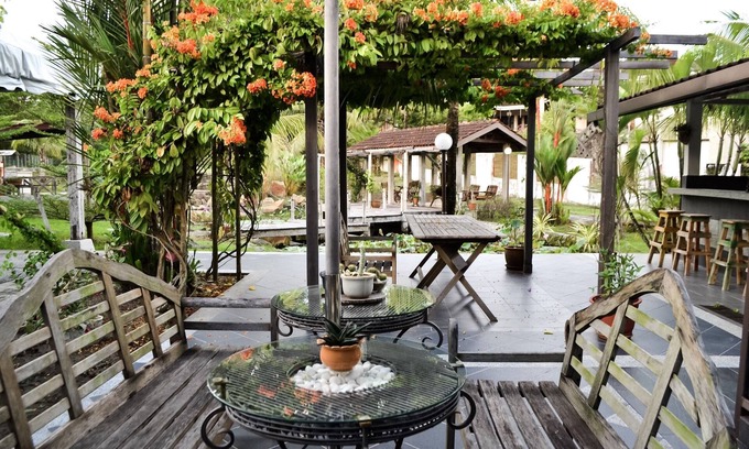 Telipok Hotel | Qi Hotel and Club