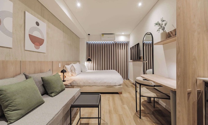 Laureles Apartment | Quadrato | Laureles Studio, w/AC, Balcony, WIFI