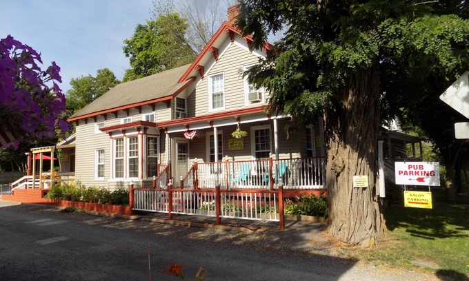 Freehold House | Quaint 1890's farmhouse remodeled maintaining its charm, ambiance & character.