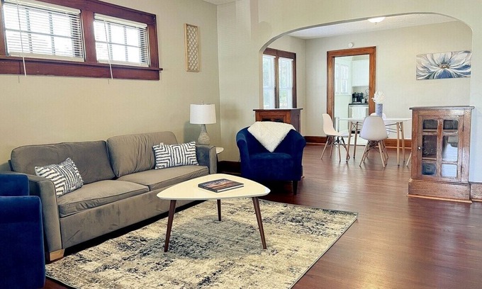 Terre Haute House | Quaint 2BR~King Bed~Deck*Grill*Firepit*By Stadium
