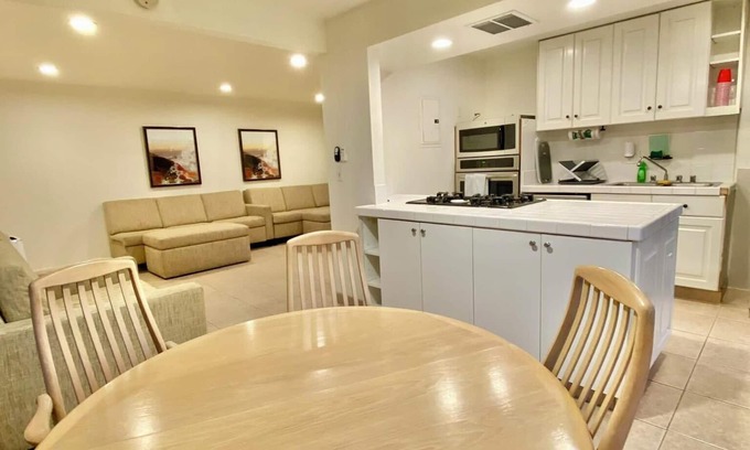 Westside Costa Mesa Apartment | Quaint American Abode