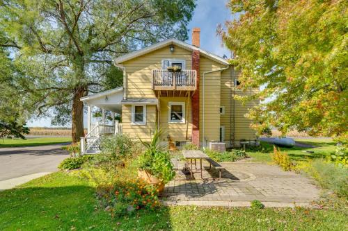 Watertown House | Quaint and Family-Friendly Watertown Farmhouse!