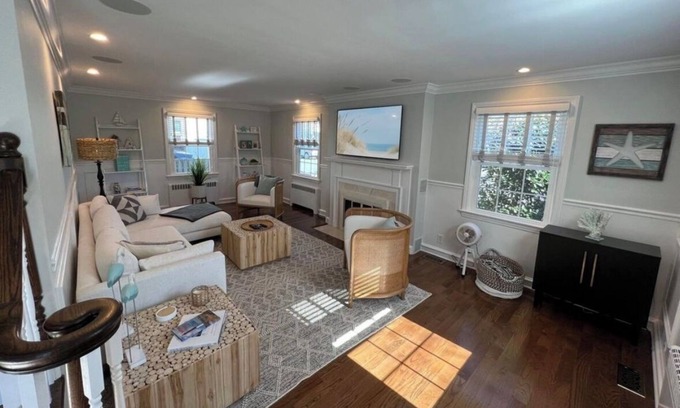 Margate City House | Quaint Coastal Retreat – Just 3 Blocks from the Beach!