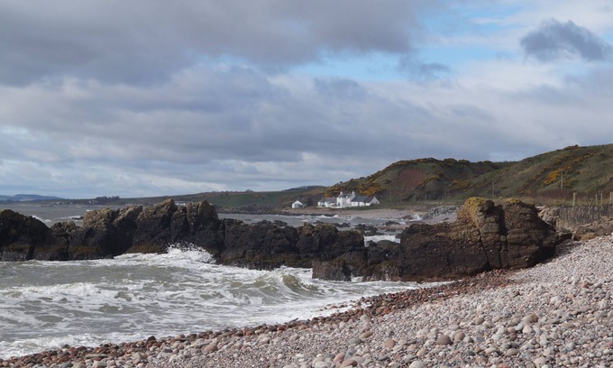 Johnshaven Cottage | Quaint Cottage In A Small Fishing Village