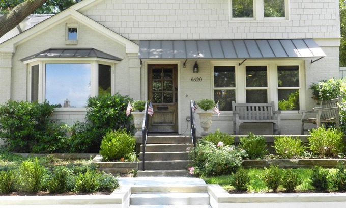 Park Cities House | Quaint Cottage in the Heart of the Park Cities