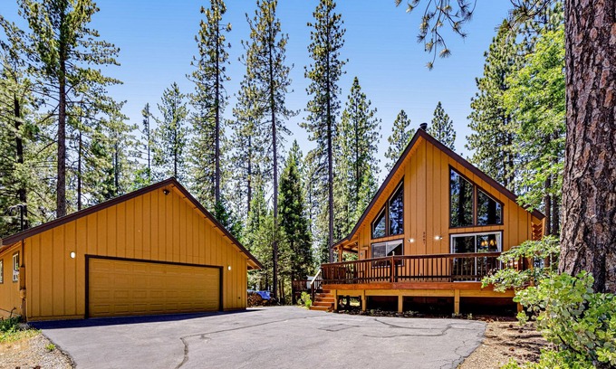 Arnold Cabin | Quaint dog-friendly cabin in the woods with hot tub, deck, grill, & private W/D