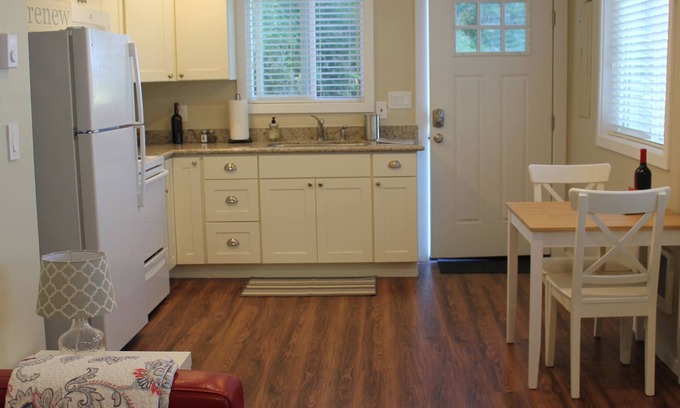 Freeland Cabin | Quaint Double Bluff Guesthouse near Useless Bay
