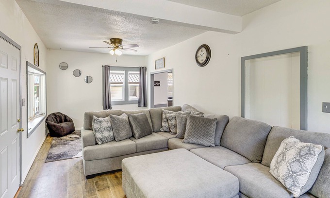 Fairbury House | Quaint Family Retreat in Fairbury!