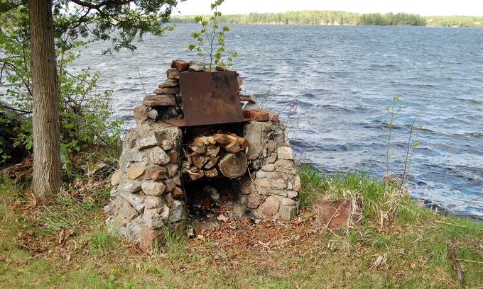 Rideau Lakes Cottage | Quaint Fishing Cottage