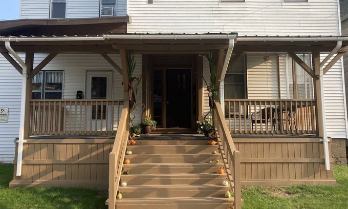 Little Falls Apartment | Quaint Little Falls Apartment- Walk Everywhere in Town and Enjoy a Relaxing Stay