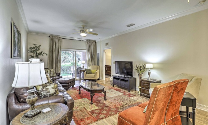Merritt Island Condo | Quaint Merritt Island Condo w/Pool Access!