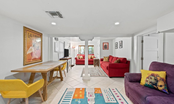 Fairgrounds Apartment | Quaint one bedroom blocks from city park and the fairgrounds