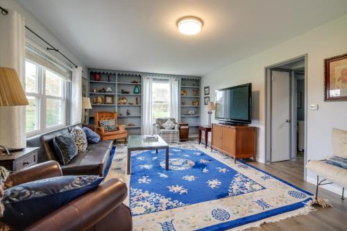 Ripley House | Quaint Ripley Retreat - 5 Mi to Ripley Beach!