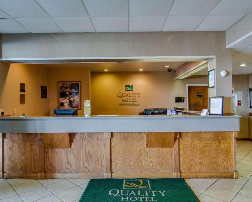 Bluefield Hotel | Quality Hotel and Conference Center Bluefield